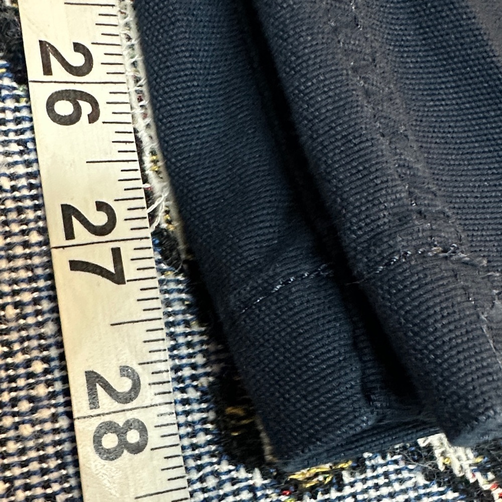 30x30  CARHARTT RELAX FIT WOMEN  in amazing conditions . Beautiful pants 👌 - Picture 9 of 9